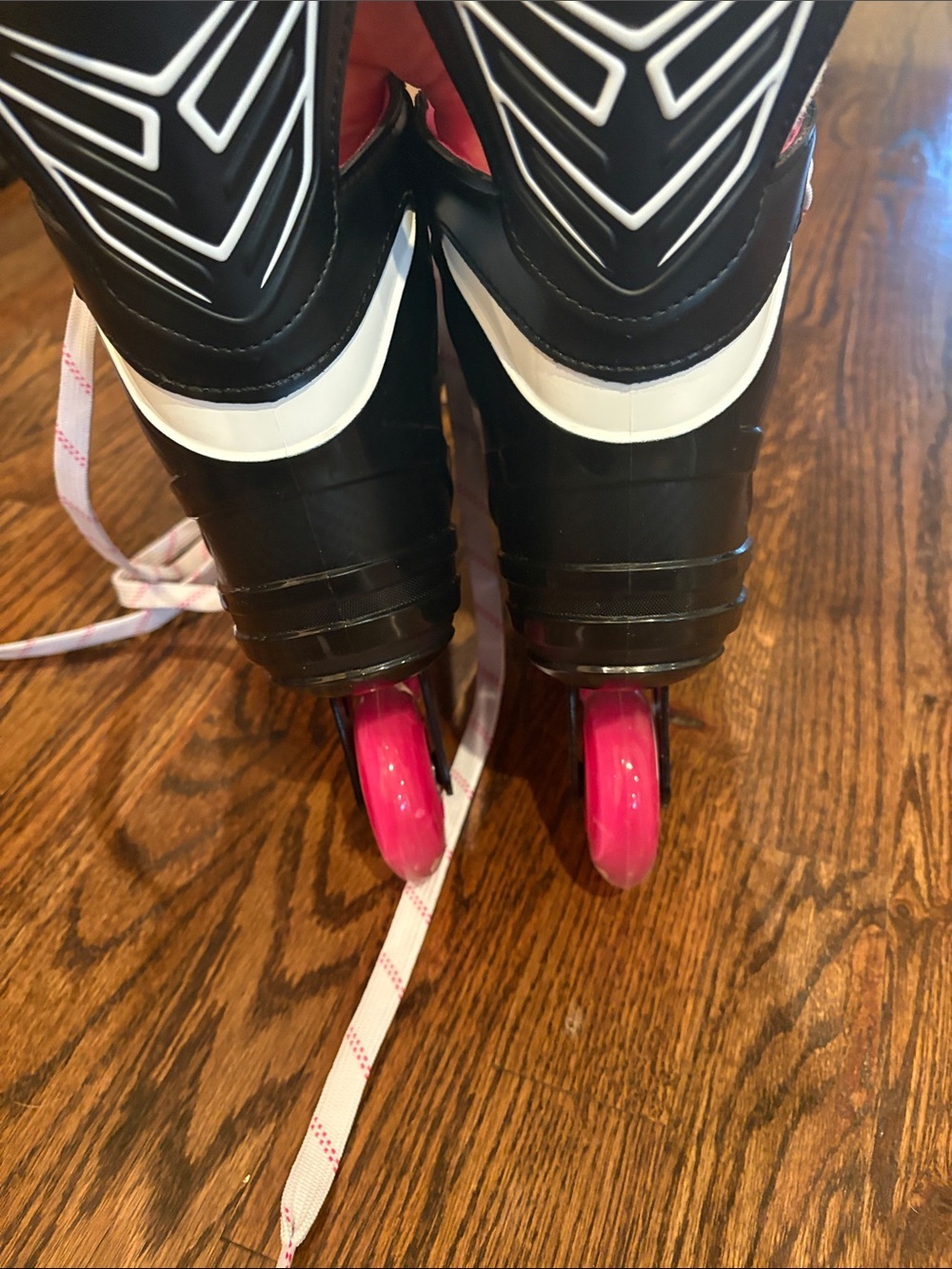 Women’s Inline Skates - Picture 5 of 7